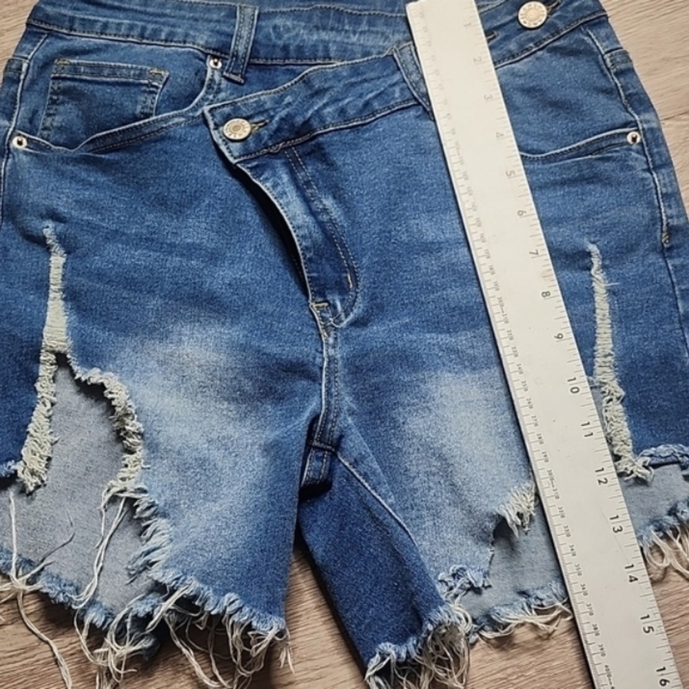 High-Rise Distressed Women's Jean Shorts in Blue - Picture 5 of 5